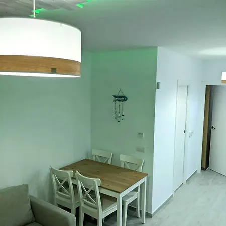Appartement Jacuzzi Suite, Sueno De Pakito *